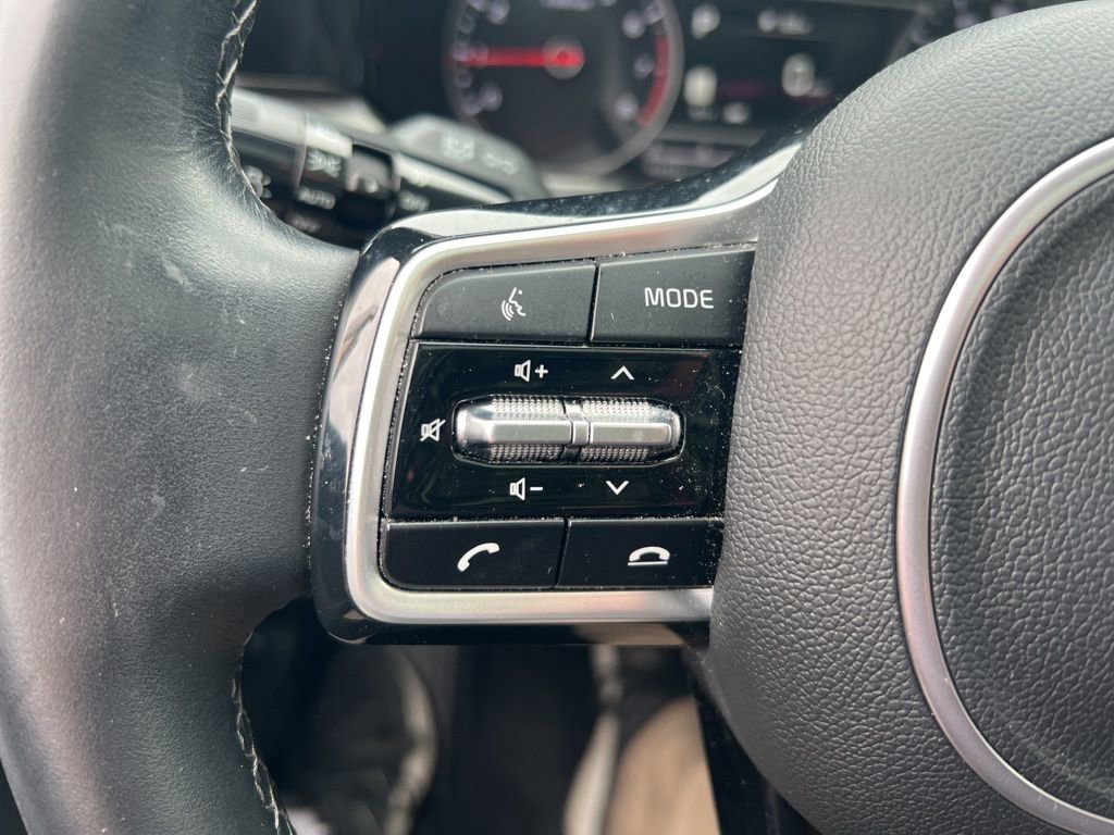 Certified 2022 Kia Sorento SX image 61