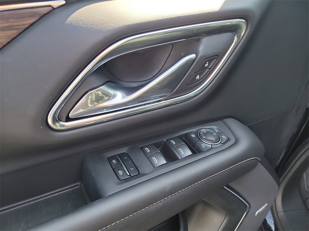 Used 2024 Chevrolet Tahoe Premier image 16