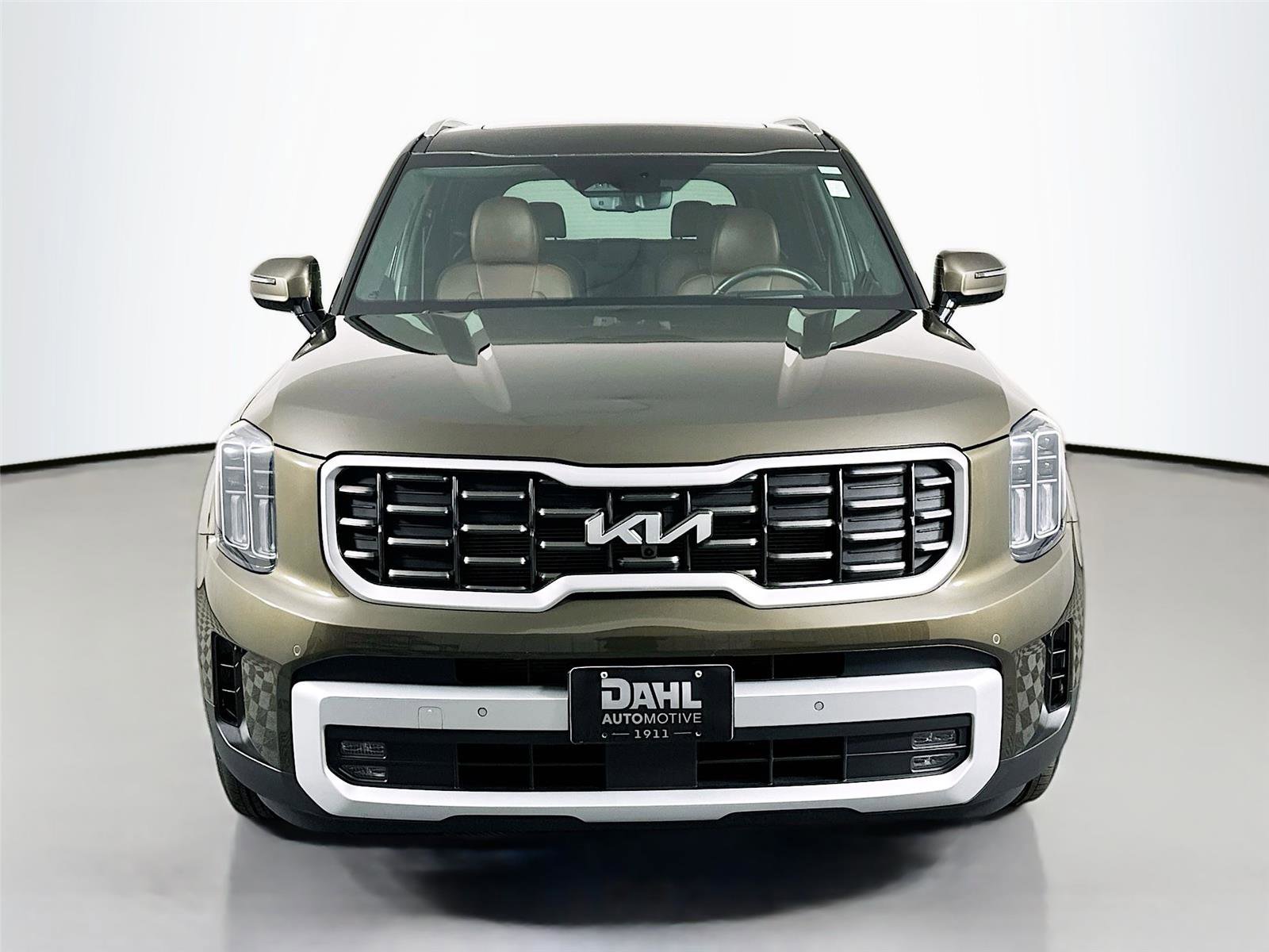 Used 2025 Kia Telluride SX Prestige AWD/4WD image 3
