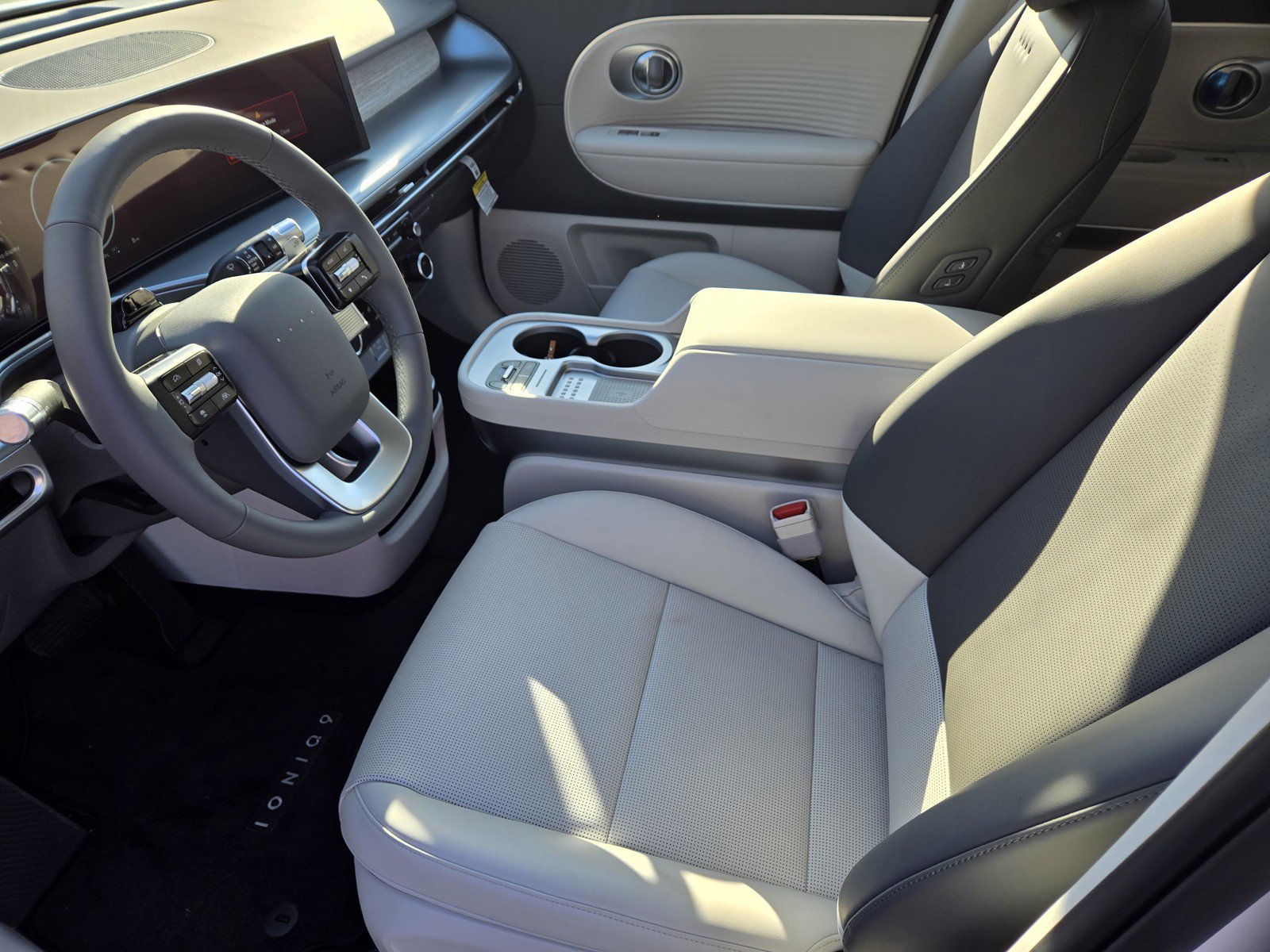 New 2026 Hyundai Ioniq 9 SEL image 17