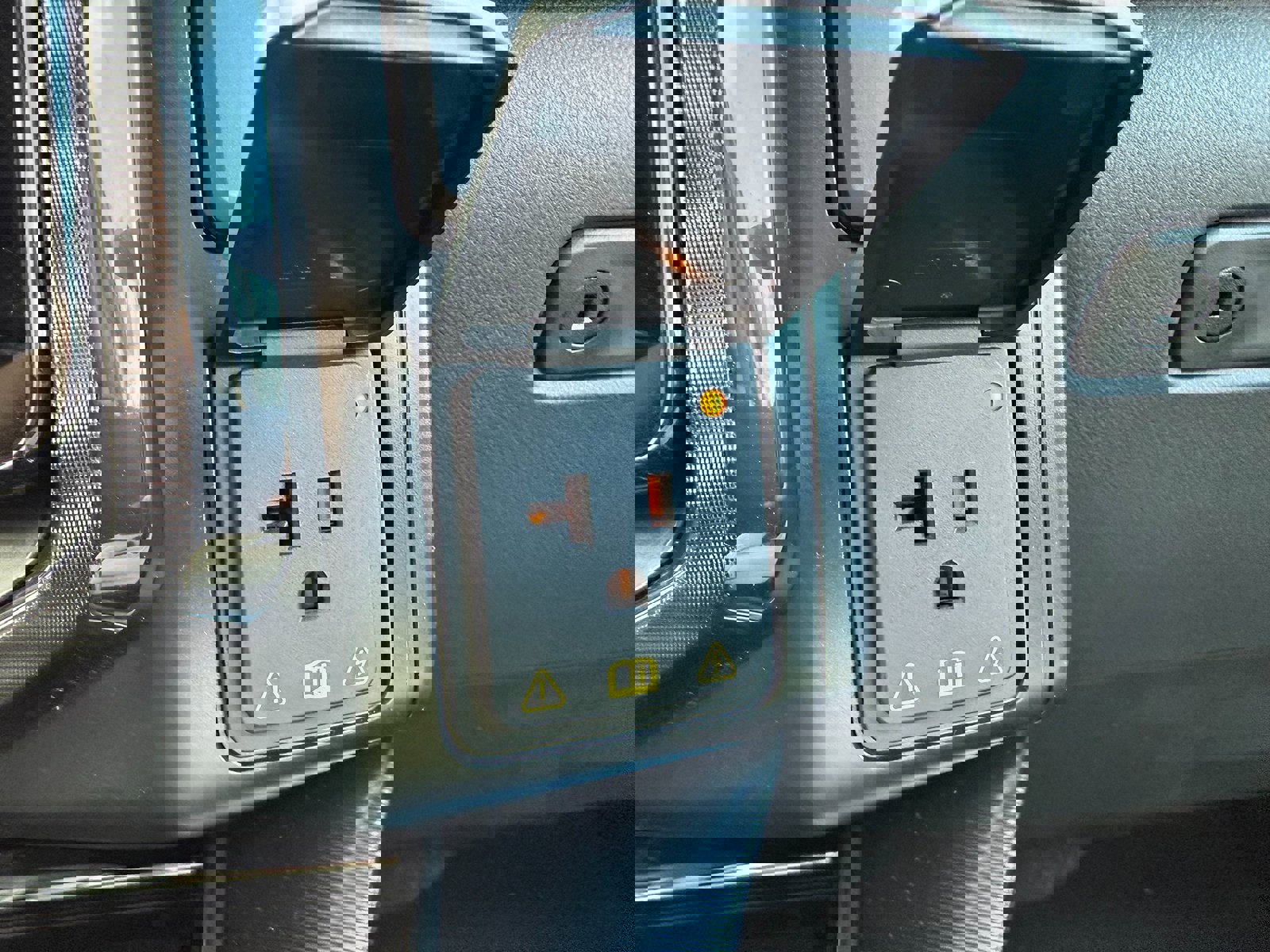 New 2025 Ford F150 Lightning Platinum image 55