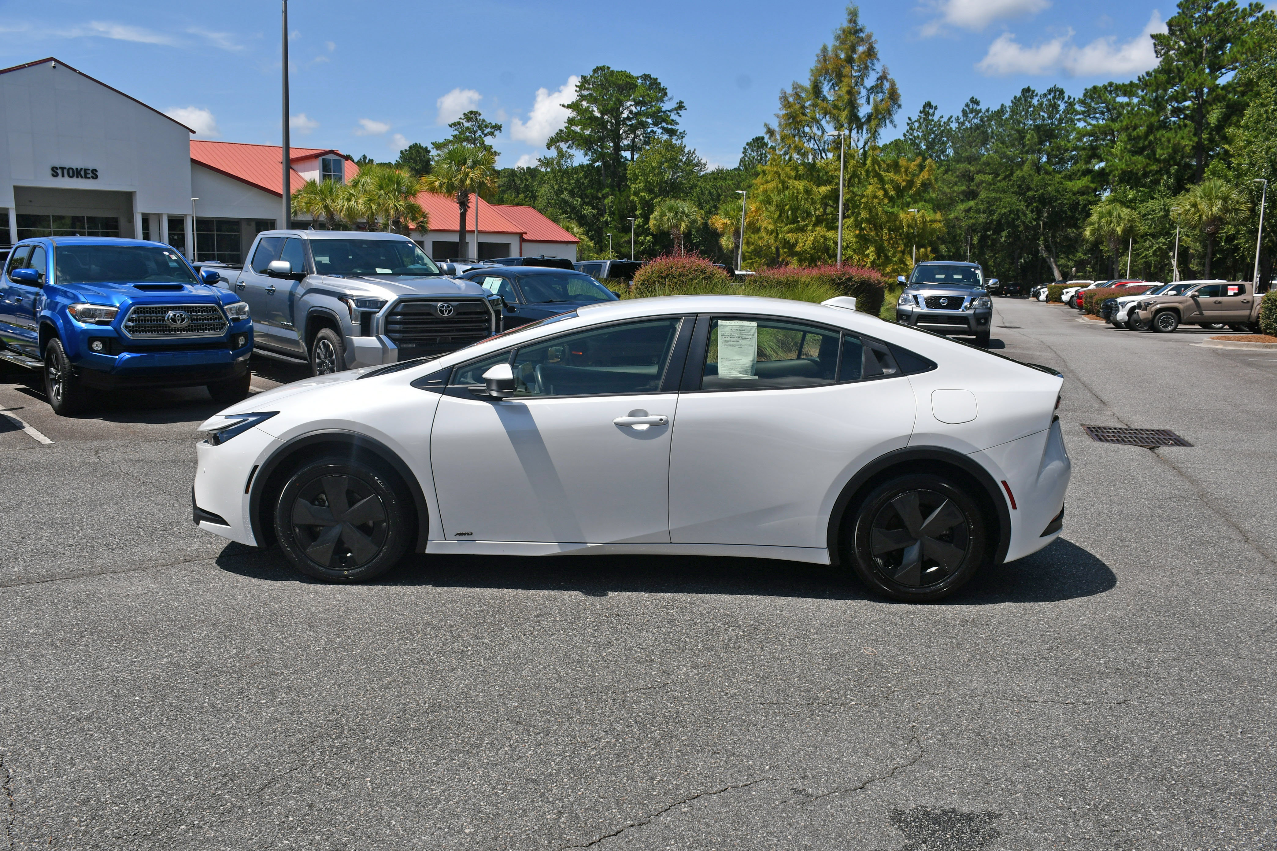 Certified 2024 Toyota Prius LE AWD/4WD image 2