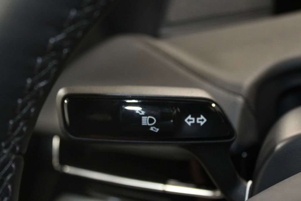 New 2025 Lincoln Navigator Reserve w/ Jet Appearance Package image 39