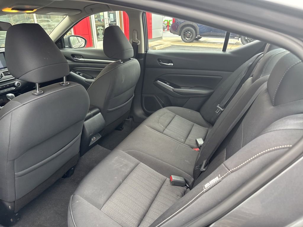 Used 2021 Nissan Altima 2.5 SV image 12