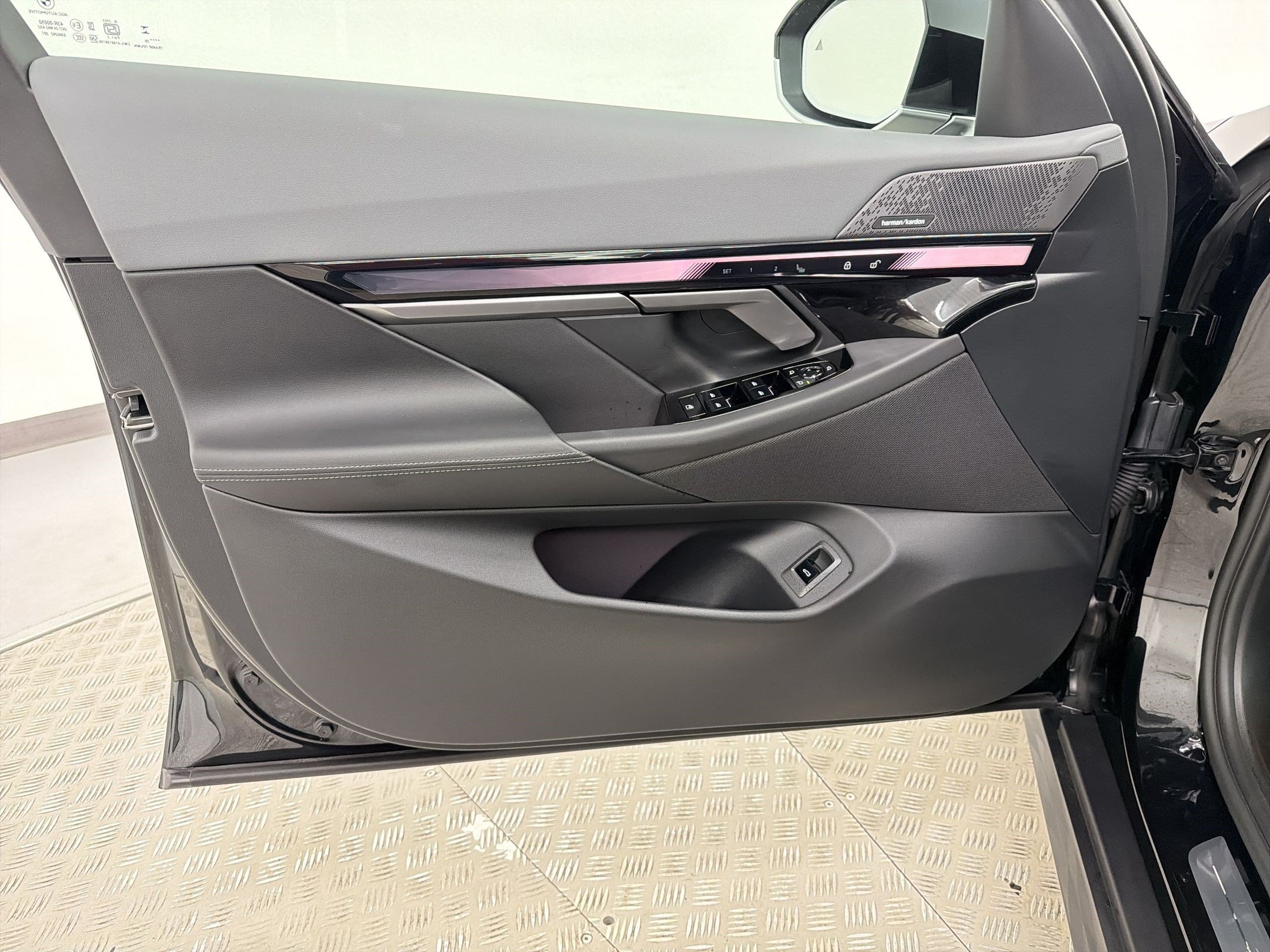 New 2027 BMW 530i RWD image 26