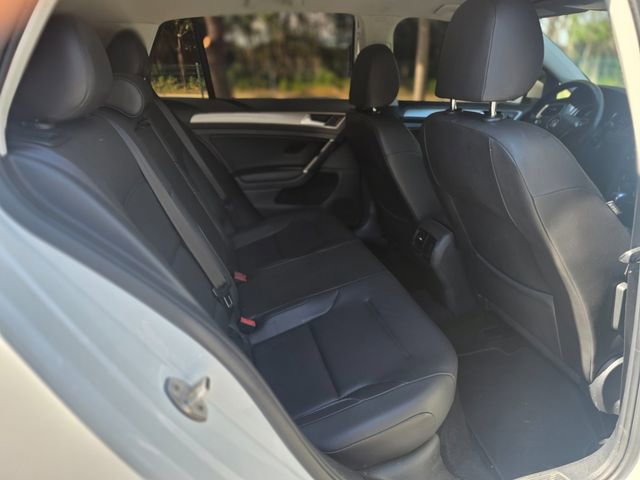 Used 2015 Volkswagen e-Golf SEL Premium FWD image 36