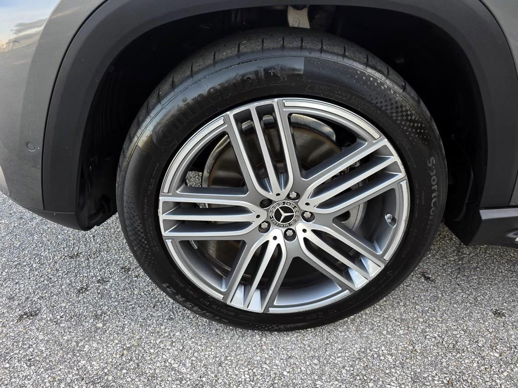 Used 2021 Mercedes-Benz GLS 450 4MATIC image 9