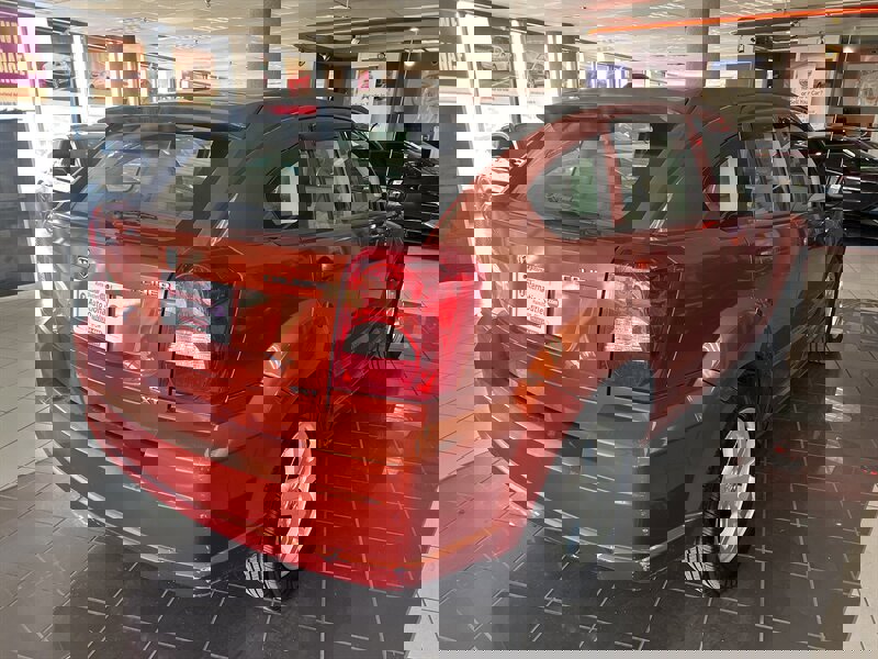 Used 2009 Dodge Caliber SXT image 6