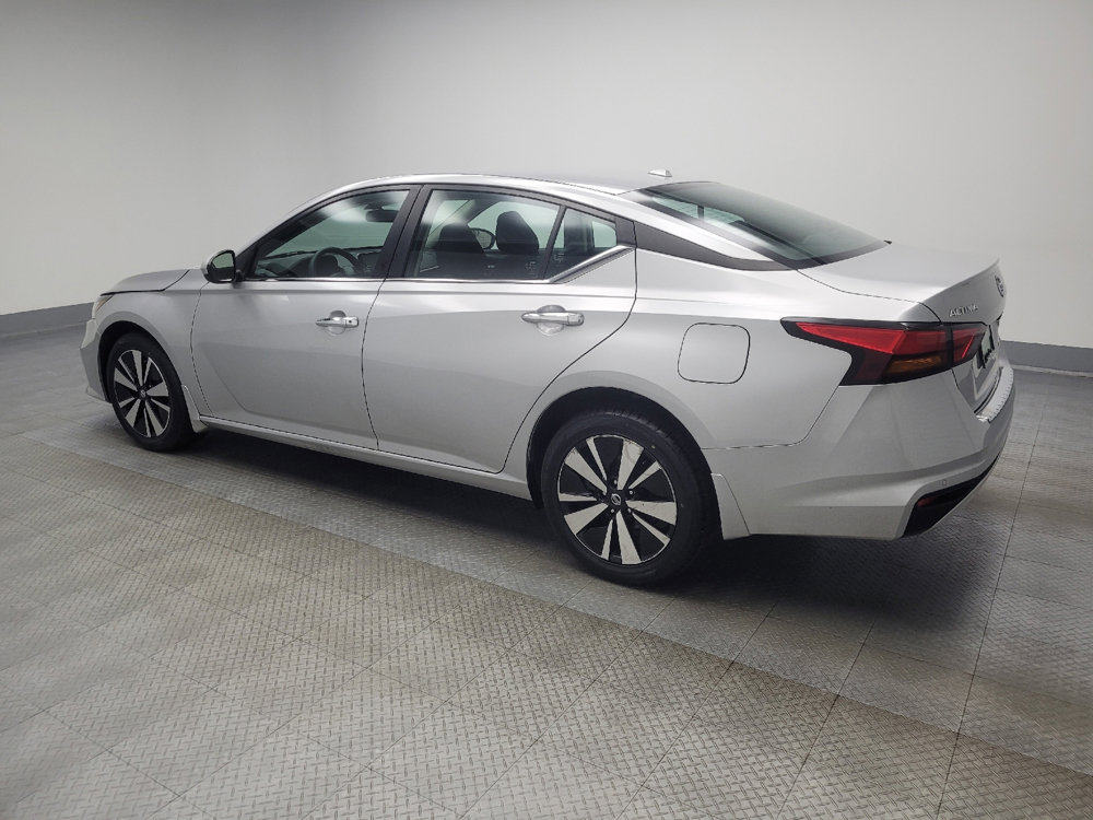 Used 2022 Nissan Altima 2.5 SV image 3