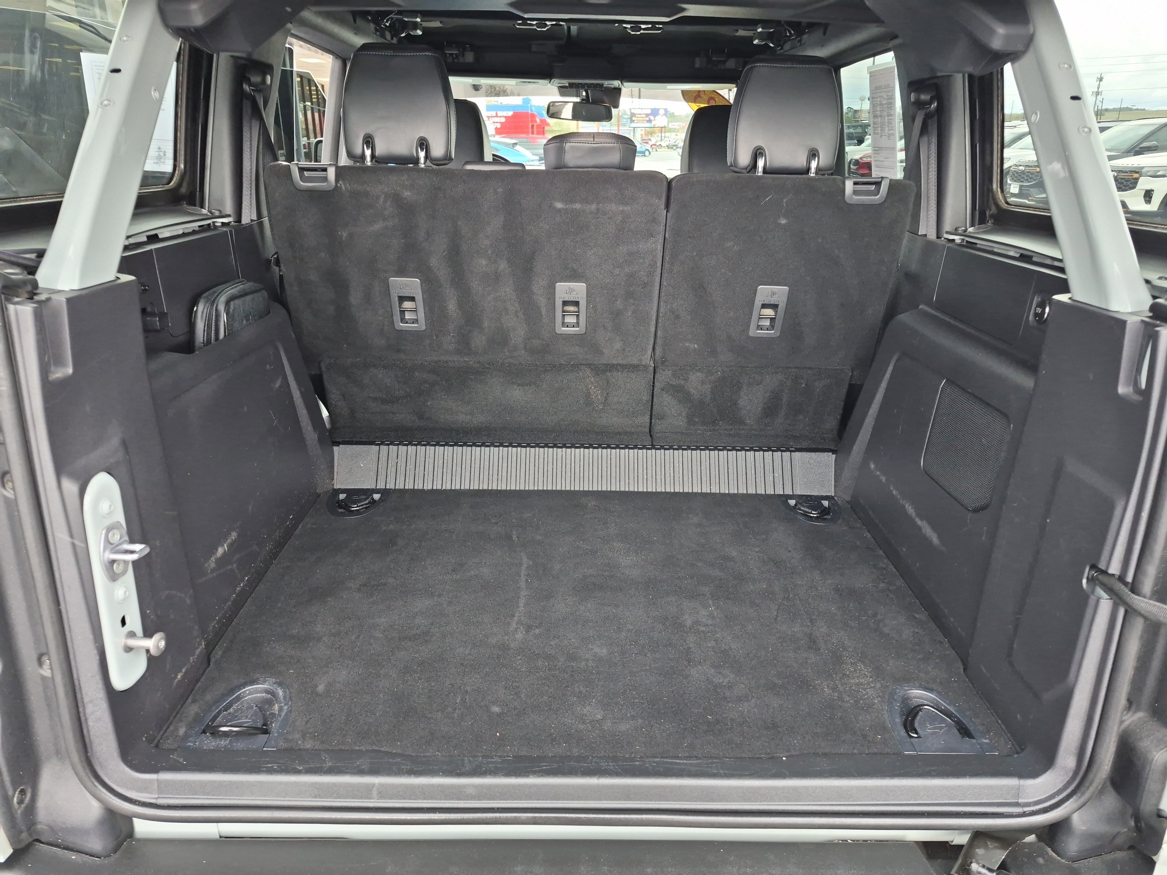 Used 2023 Ford Bronco Wildtrak image 19