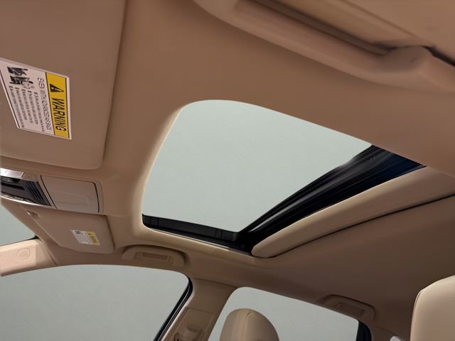 Used 2025 Acura TLX w/ Technology Package image 27