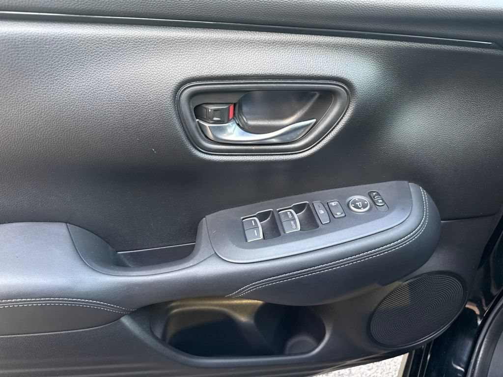 Used 2024 Honda HR-V EX-L image 7