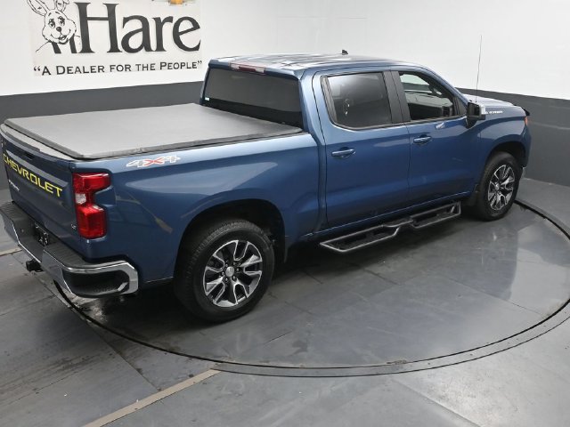 Used 2024 Chevrolet Silverado 1500 LT AWD/4WD image 44