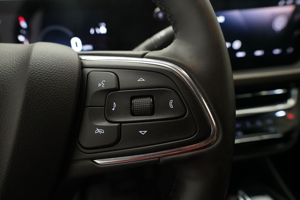 Used 2025 Buick Envista Avenir FWD image 19