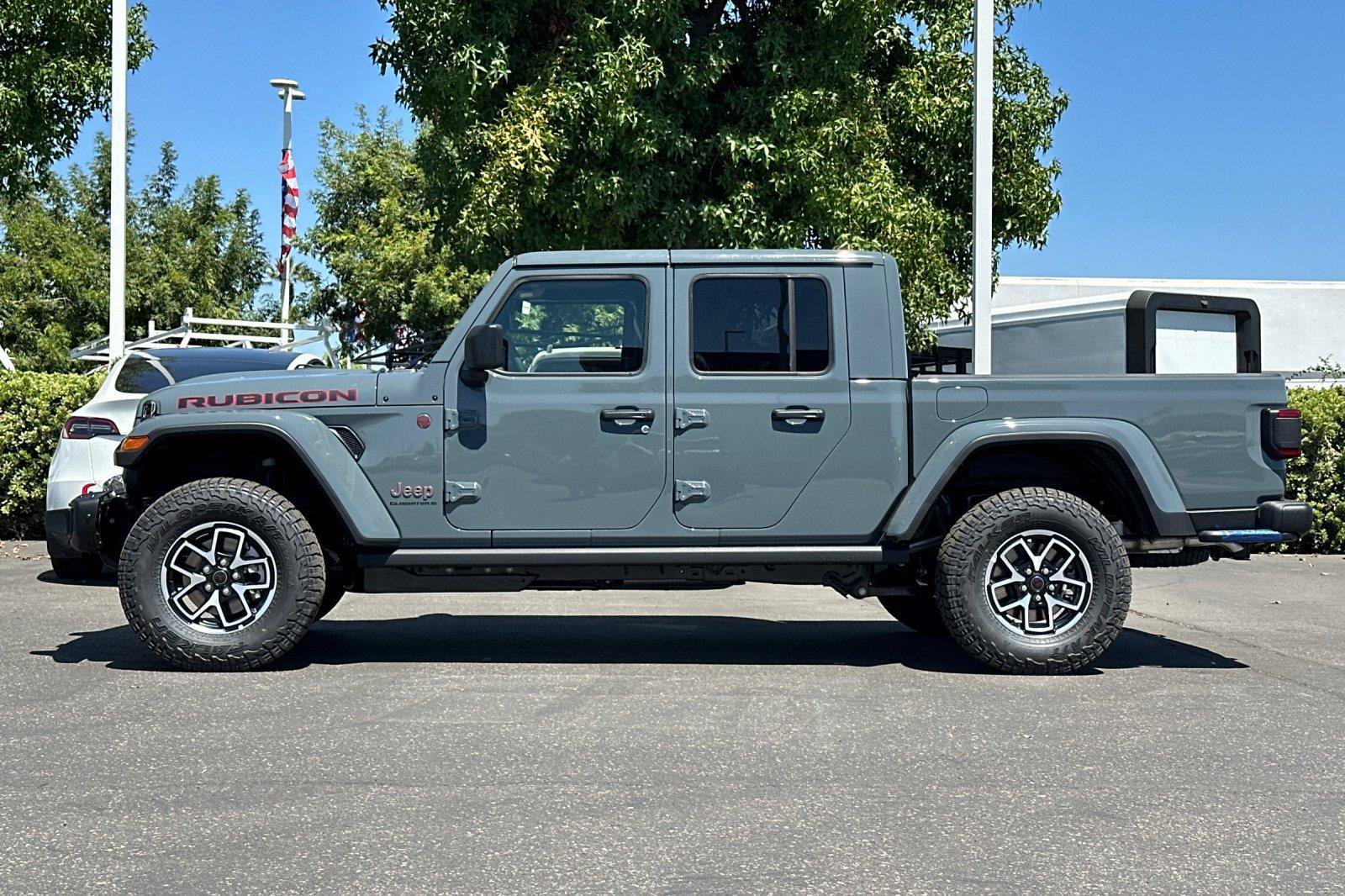 New 2026 Jeep Gladiator Rubicon AWD/4WD image 6