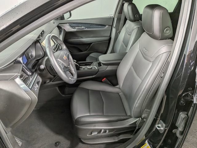 Certified 2022 Cadillac XT5 Premium Luxury FWD image 18