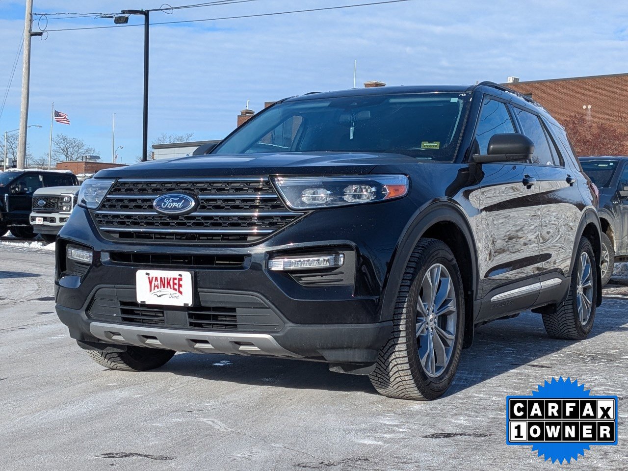 Certified 2022 Ford Explorer XLT w/ Equipment Group 202A image 8