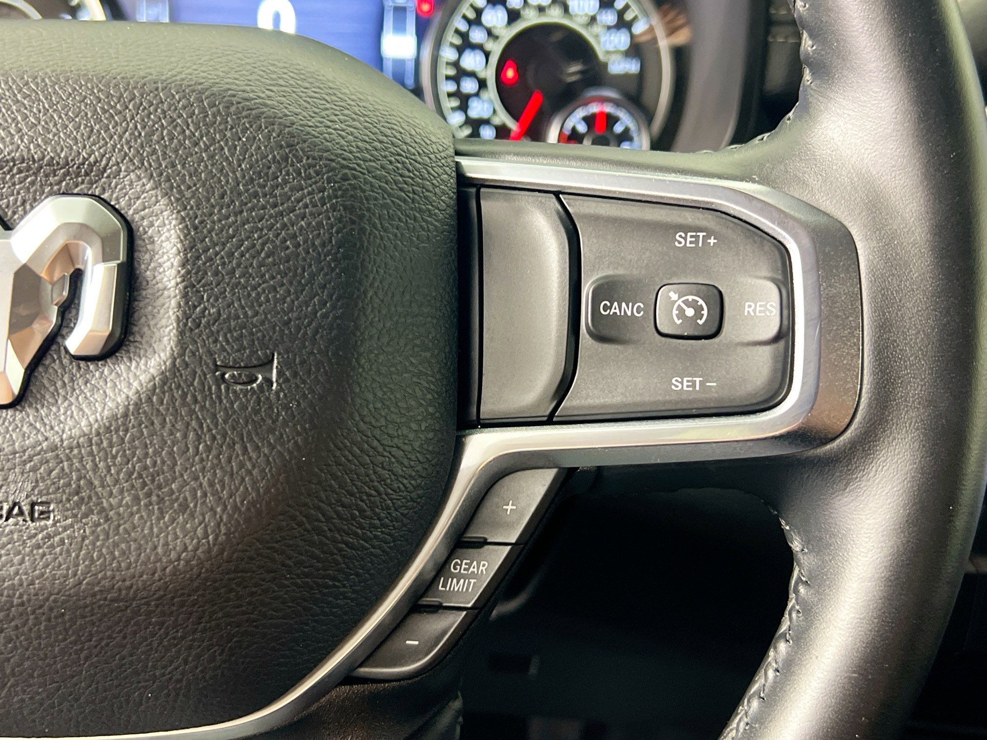 Used 2024 RAM 2500 Laramie image 19