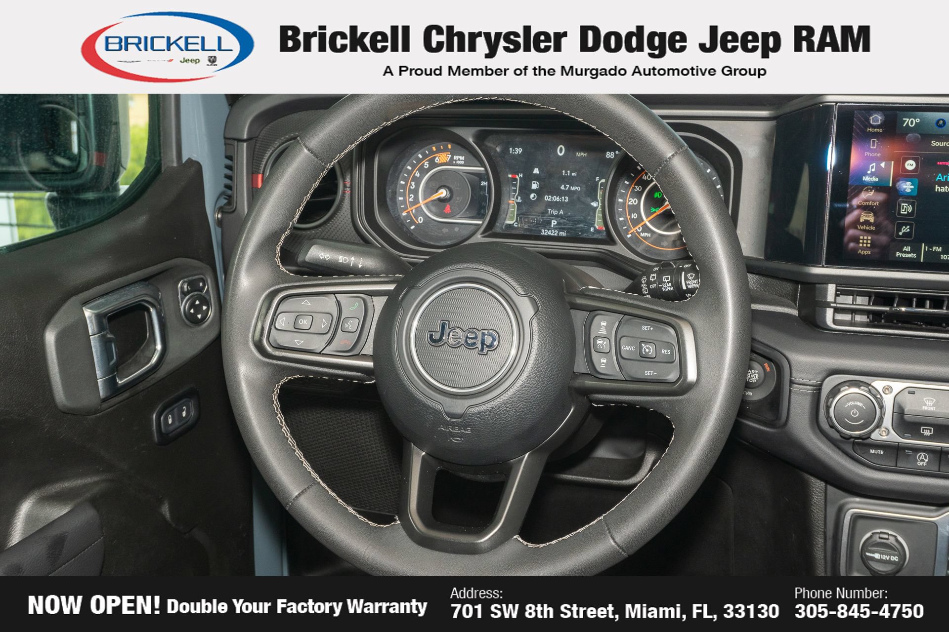 Used 2025 Jeep Wrangler Unlimited Rubicon AWD/4WD image 25
