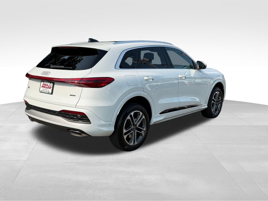 Used 2025 Audi Q5 Premium w/ Convenience Package AWD/4WD image 9