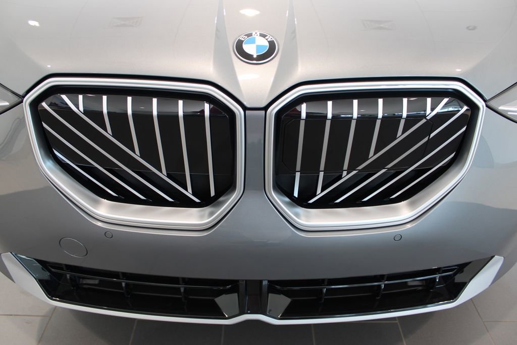 Used 2025 BMW X3 xDrive30i w/ Convenience Package image 56