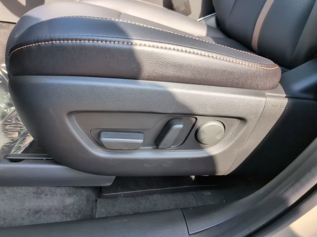 New 2026 MAZDA CX-90 Plug-In Hybrid w/ Premium Plus image 14