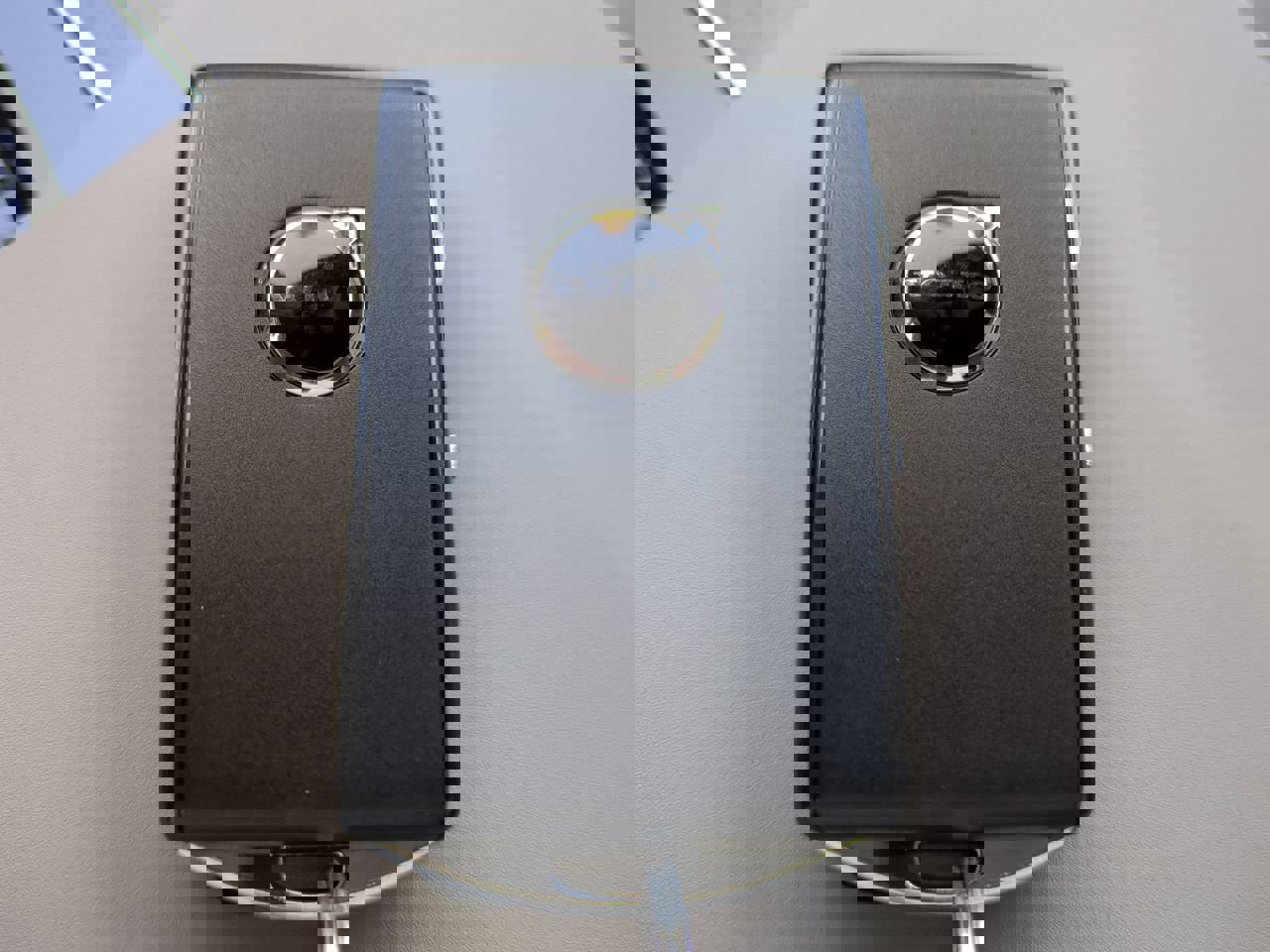 New 2026 Volvo XC90 B6 Plus w/ Protection Package Premier image 28