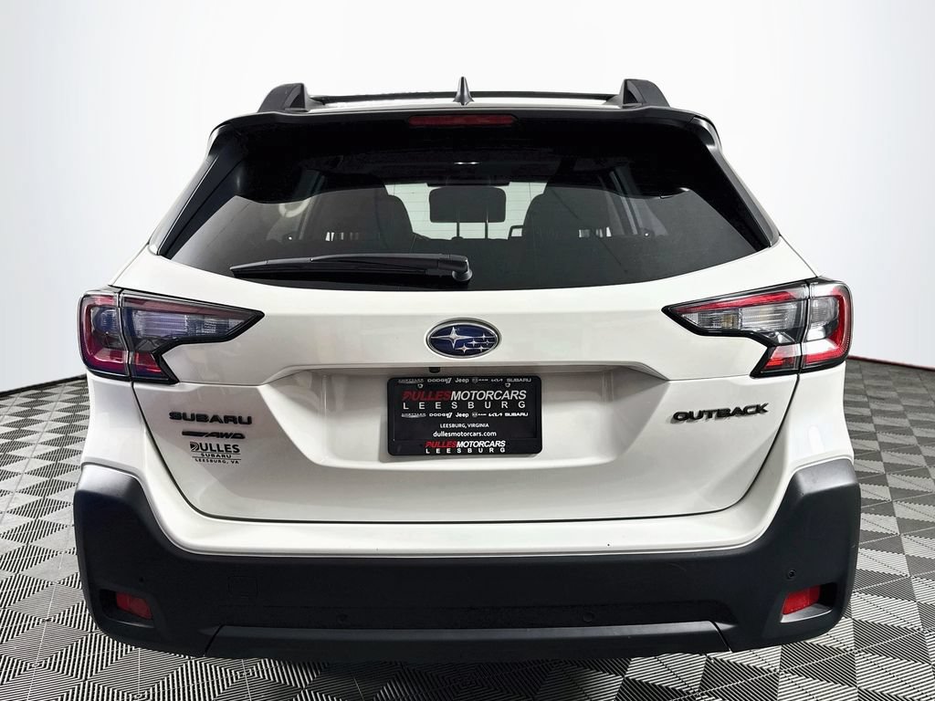 Used 2025 Subaru Outback Onyx Edition AWD/4WD image 6