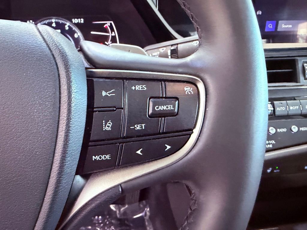 Certified 2024 Lexus ES 350 w/ Premium Package image 21
