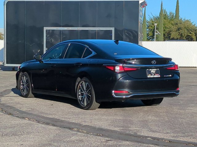 Used 2025 Lexus ES 300h w/ Premium Package FWD image 6