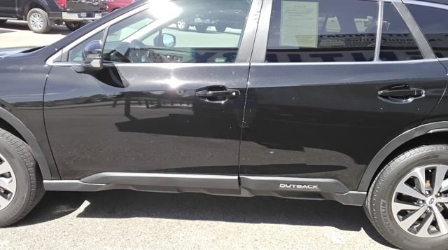 Used 2022 Subaru Outback Premium image 5