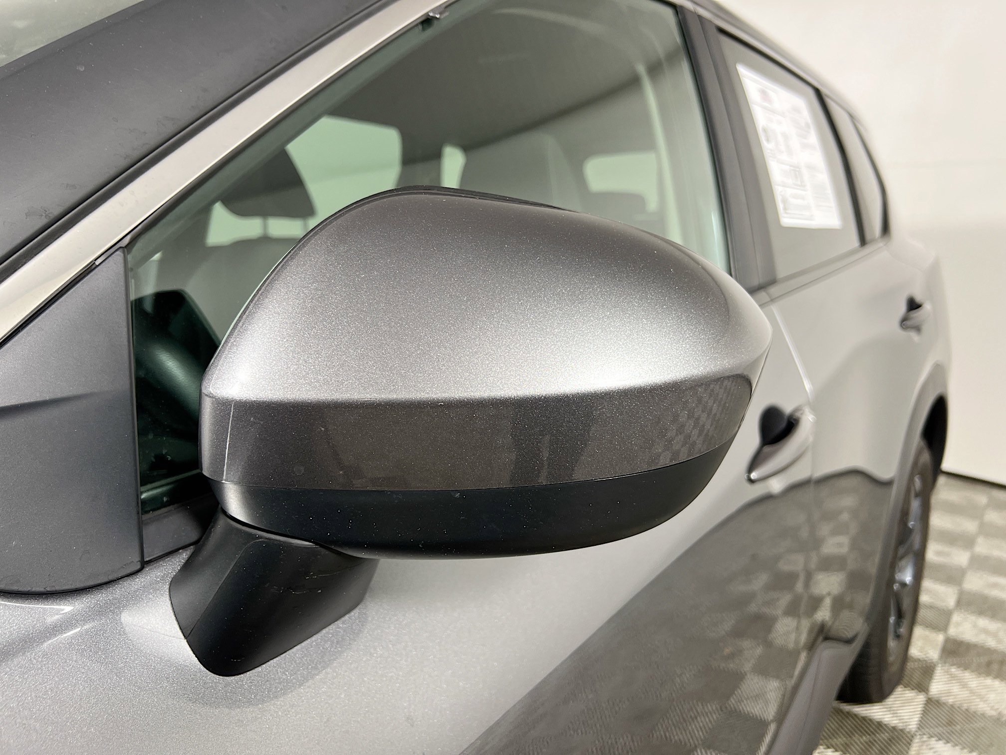 Used 2024 Nissan Rogue SV image 13