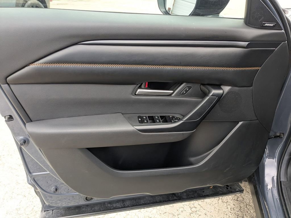 Used 2025 MAZDA CX-50 AWD 2.5 Hybrid w/ Premium Pkg image 11