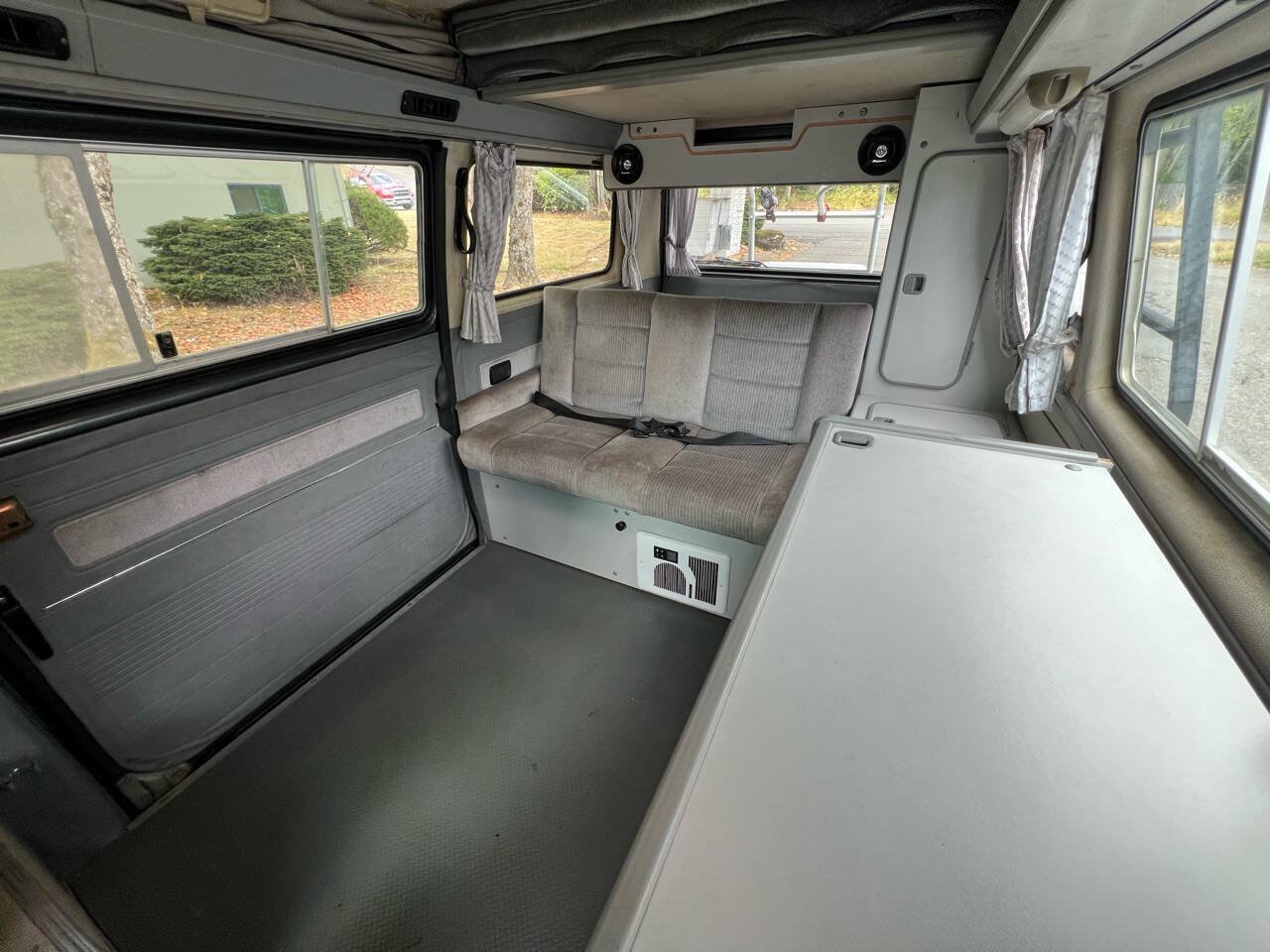 Used 1987 Volkswagen Vanagon GL RWD image 12