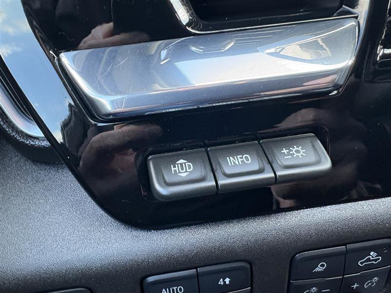 Used 2023 Chevrolet Silverado 1500 High Country w/ Technology Package image 29