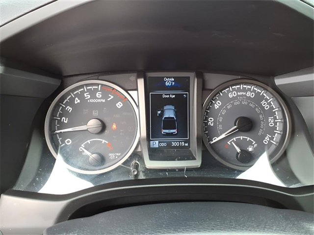 Used 2021 Toyota Tacoma TRD Sport image 14