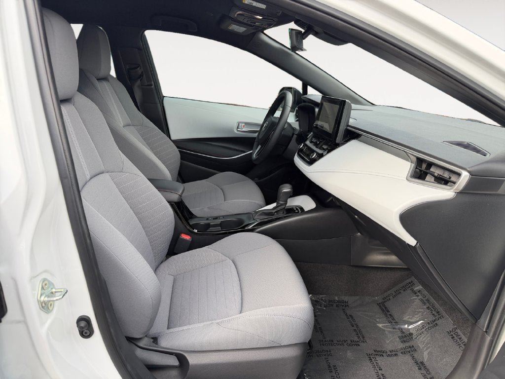 Used 2025 Toyota Corolla SE w/ Carpet Mat Package (TMS) FWD image 24