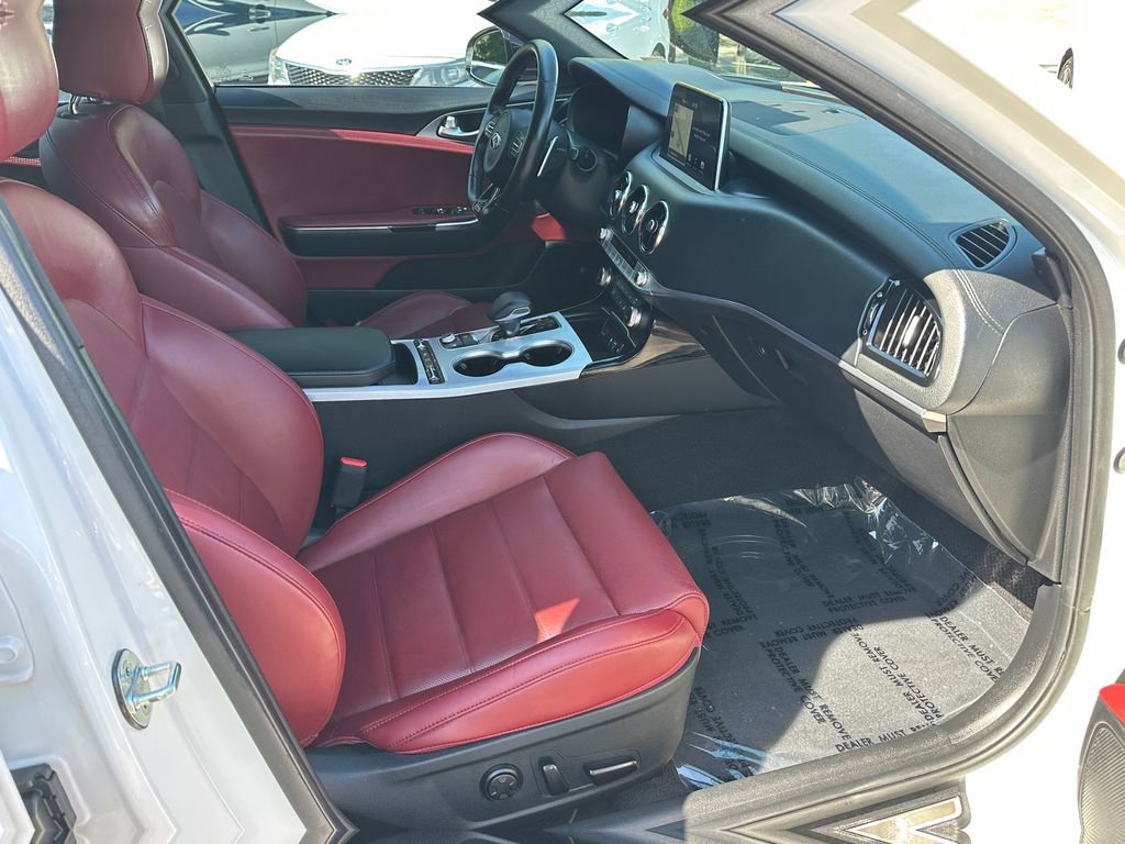 Used 2020 Kia Stinger GT2 AWD/4WD image 15