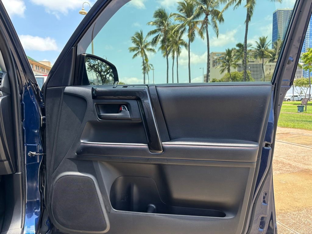 Used 2019 Toyota 4Runner TRD Off-Road AWD/4WD image 15