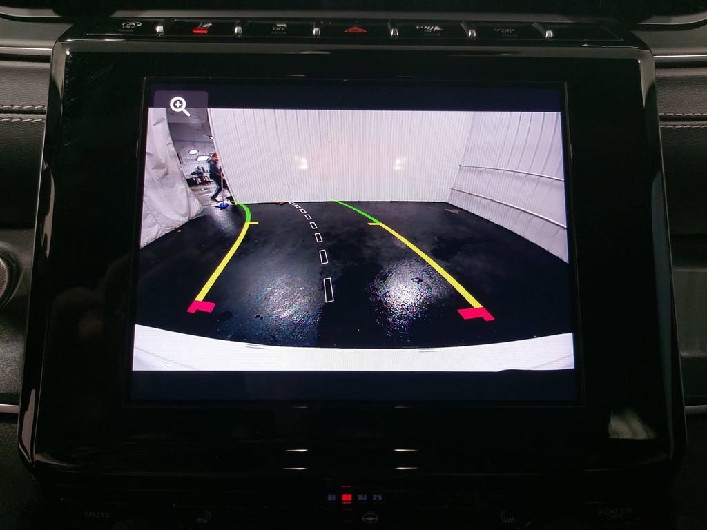 Used 2023 Jeep Grand Cherokee L Laredo image 26