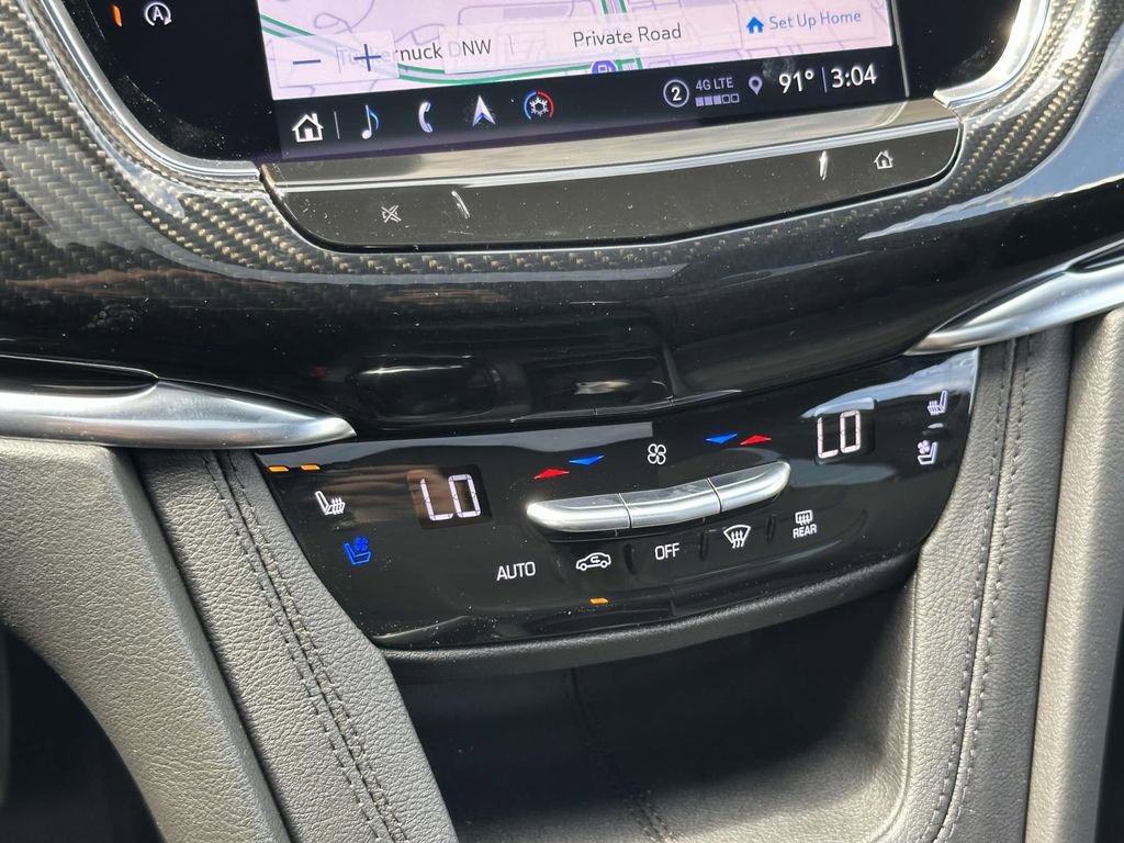 New 2025 Cadillac XT6 Sport w/ Technology Package AWD/4WD image 22
