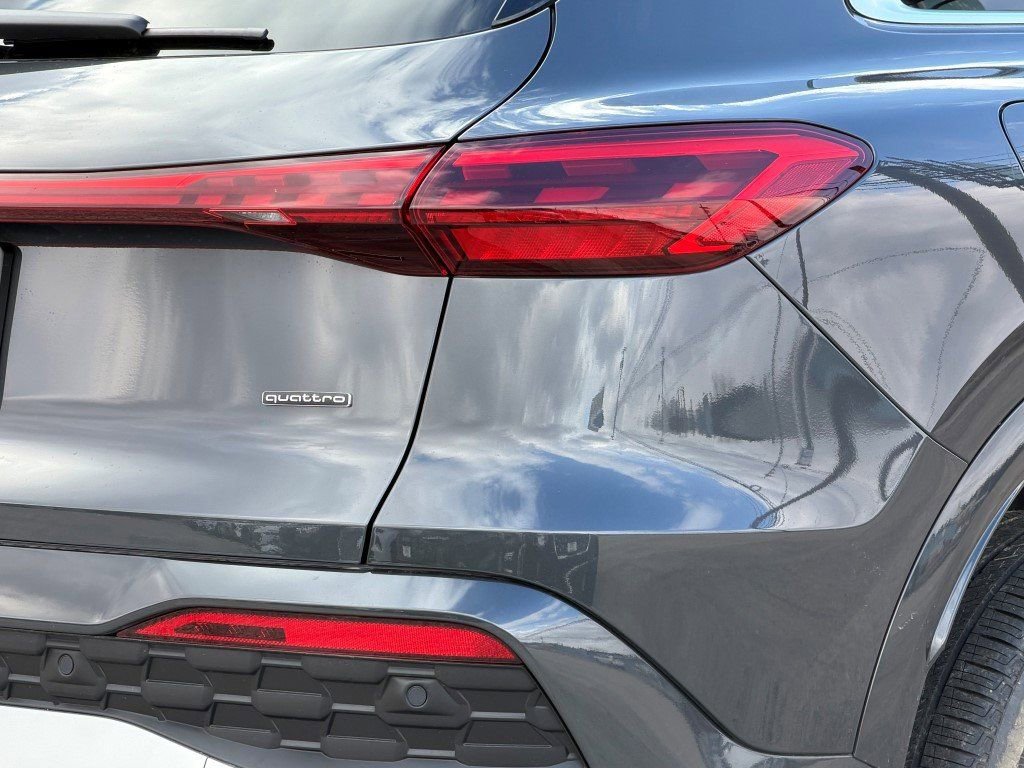 New 2025 Audi Q5 2.0T Premium Plus image 8