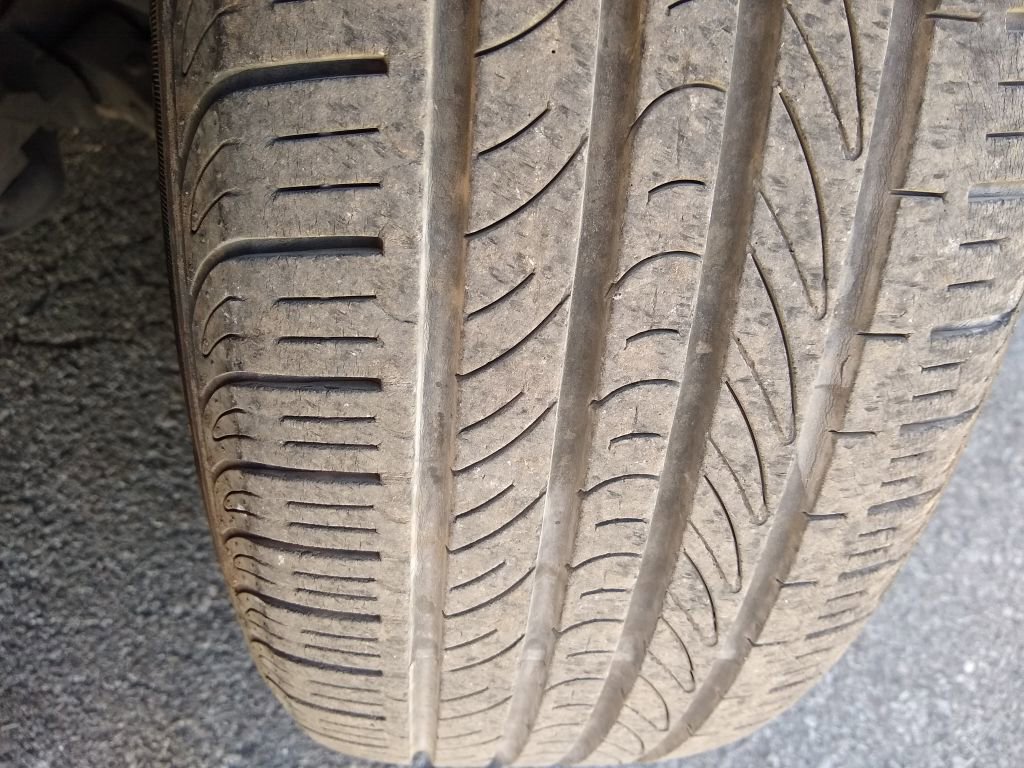 Used 2015 Jeep Cherokee Sport image 32