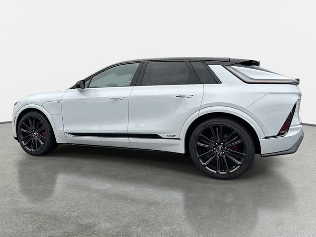 New 2026 Cadillac Lyriq V w/ LPO, Floor Liner Package AWD/4WD image 3