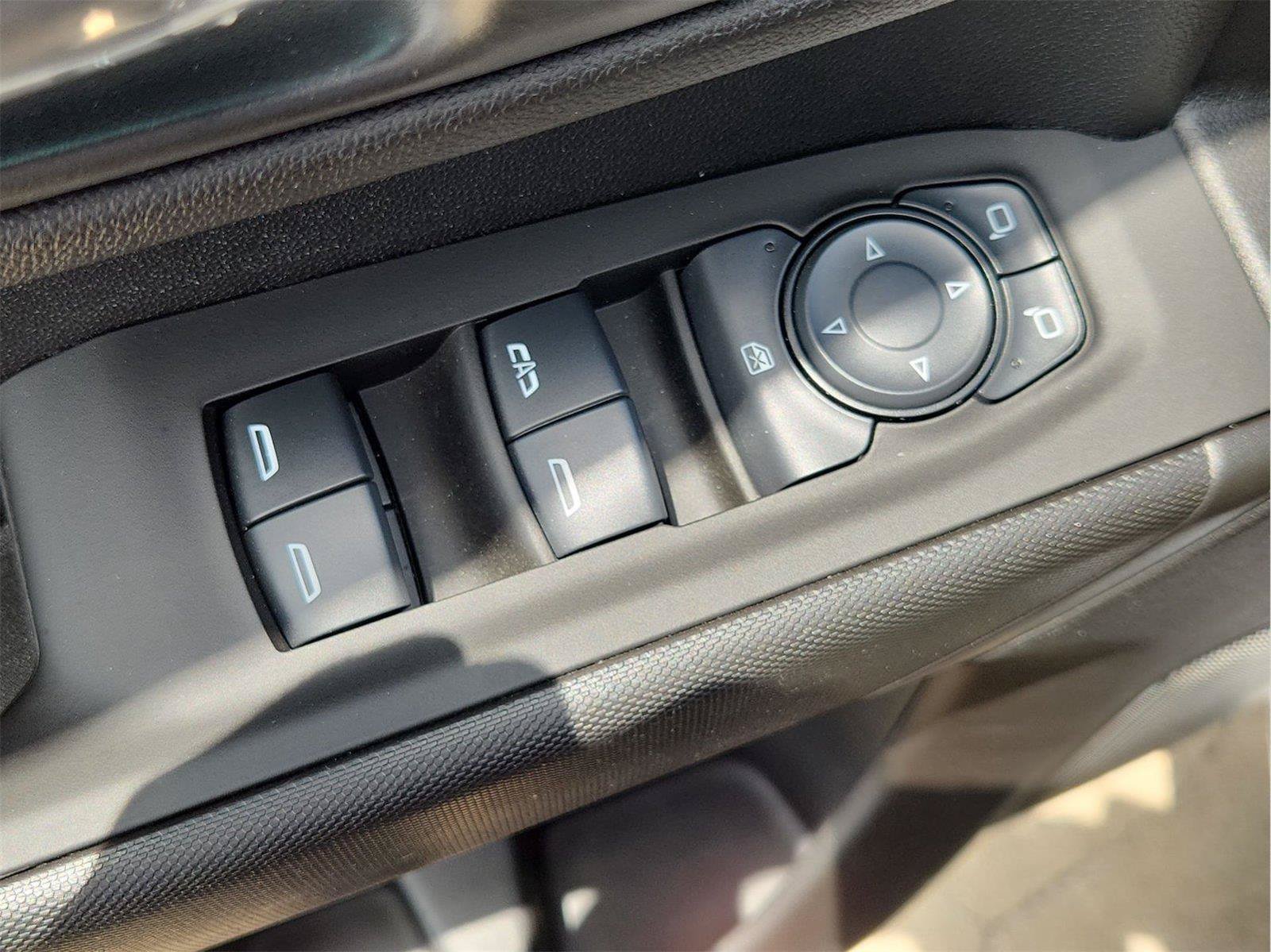 Used 2025 Chevrolet Silverado 1500 Custom RWD image 22