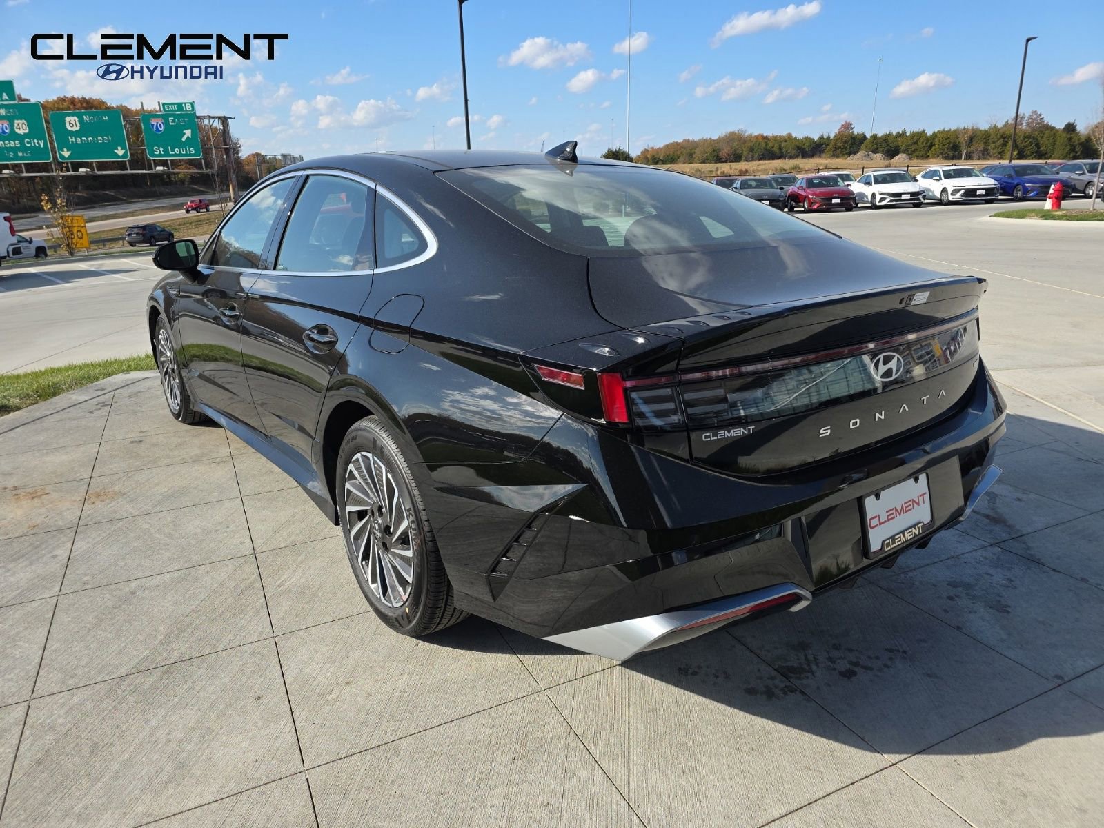 New 2026 Hyundai Sonata SEL FWD image 8