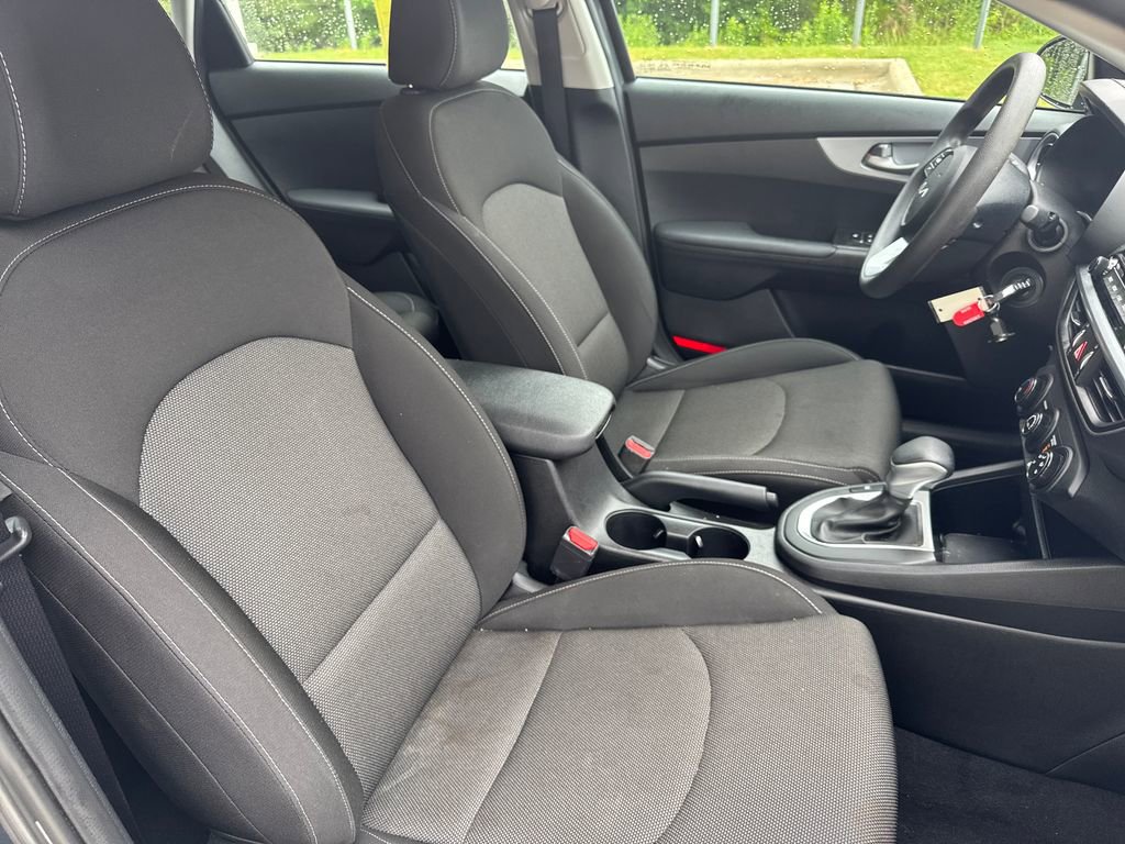 Used 2023 Kia Forte LXS FWD image 35