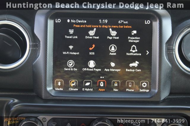 Used 2022 Jeep Wrangler Unlimited Sahara w/ Cold Weather Group image 14