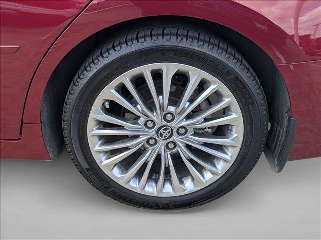 Used 2019 Toyota Avalon Limited w/ Advanced Safety Package FWD image 8