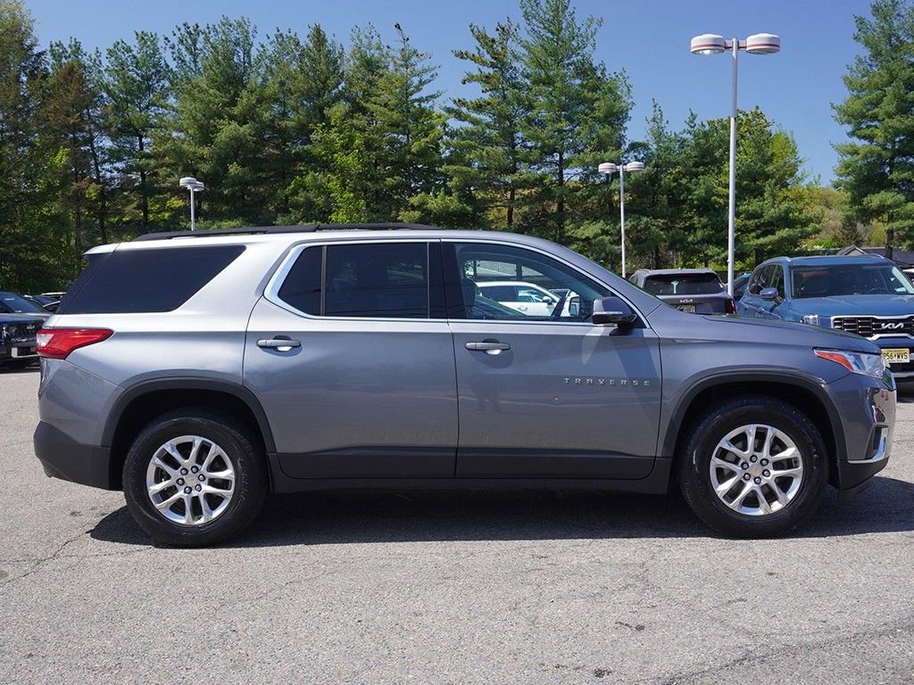 Used 2020 Chevrolet Traverse LT AWD/4WD image 16